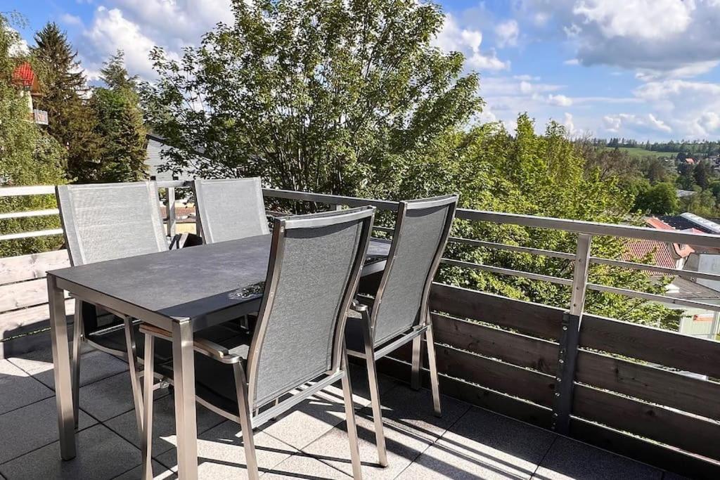 Aussichts-punkt Mit Waermekabine Und Traumblick Braunlage
